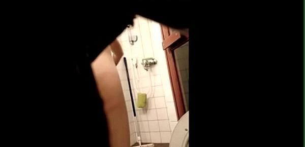  Open Shower Show Hidden Cam Clip